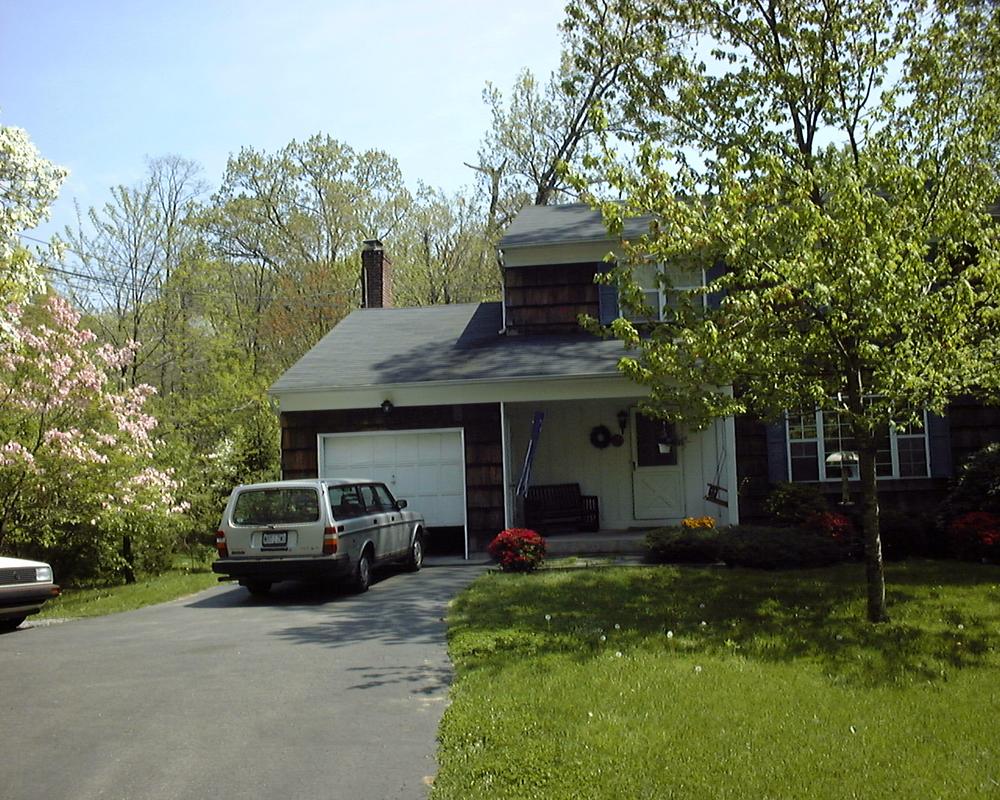 30 Woodbine Ave